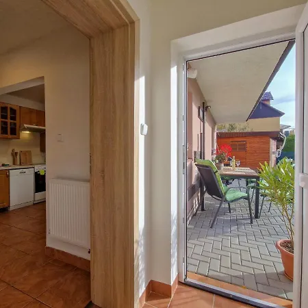 Apartmán U řeky *