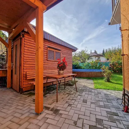 Apartmán U řeky *
